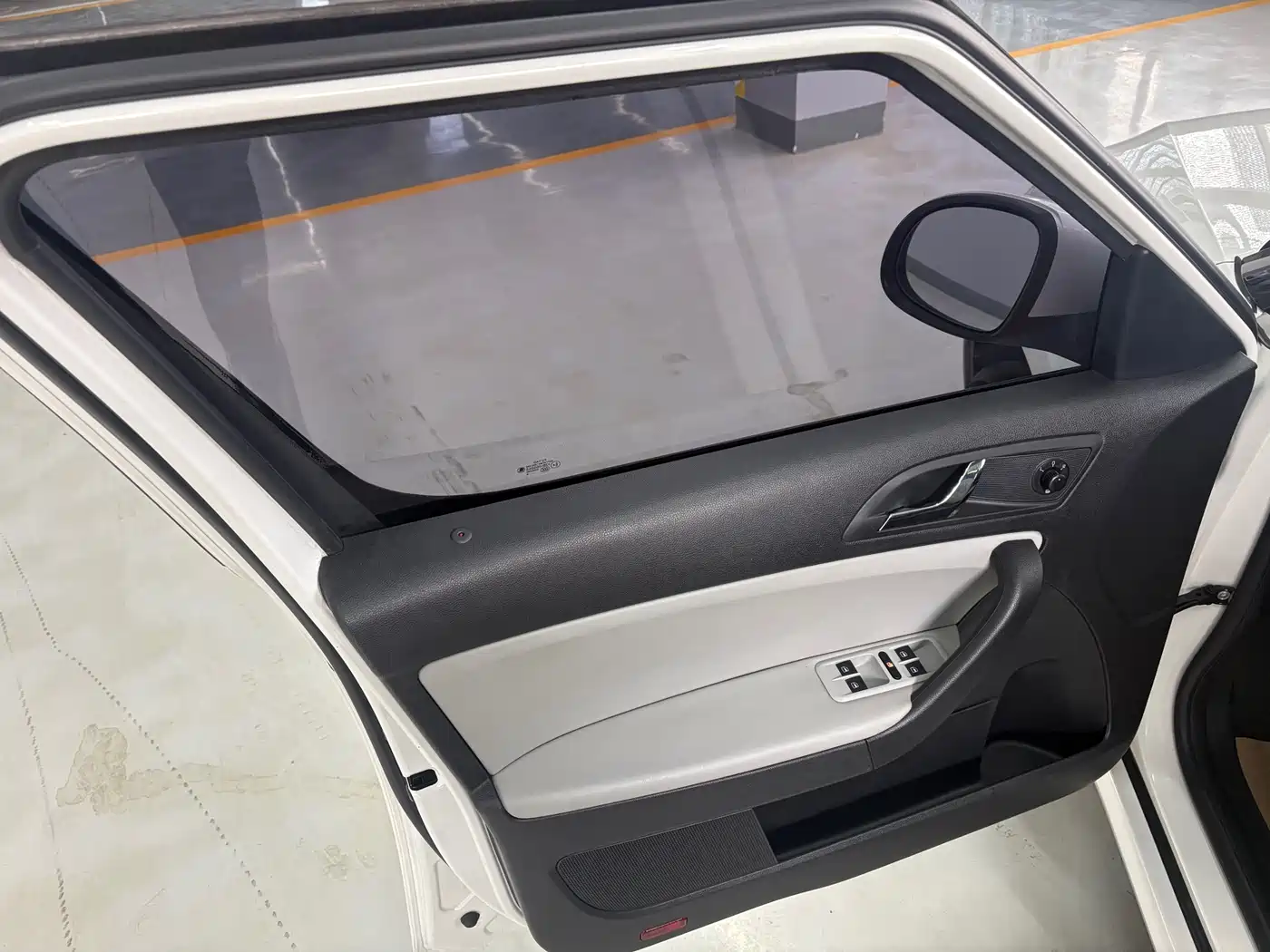 Škoda Yeti 2016 1.4TSI DSG Pioneer Edition фото 13