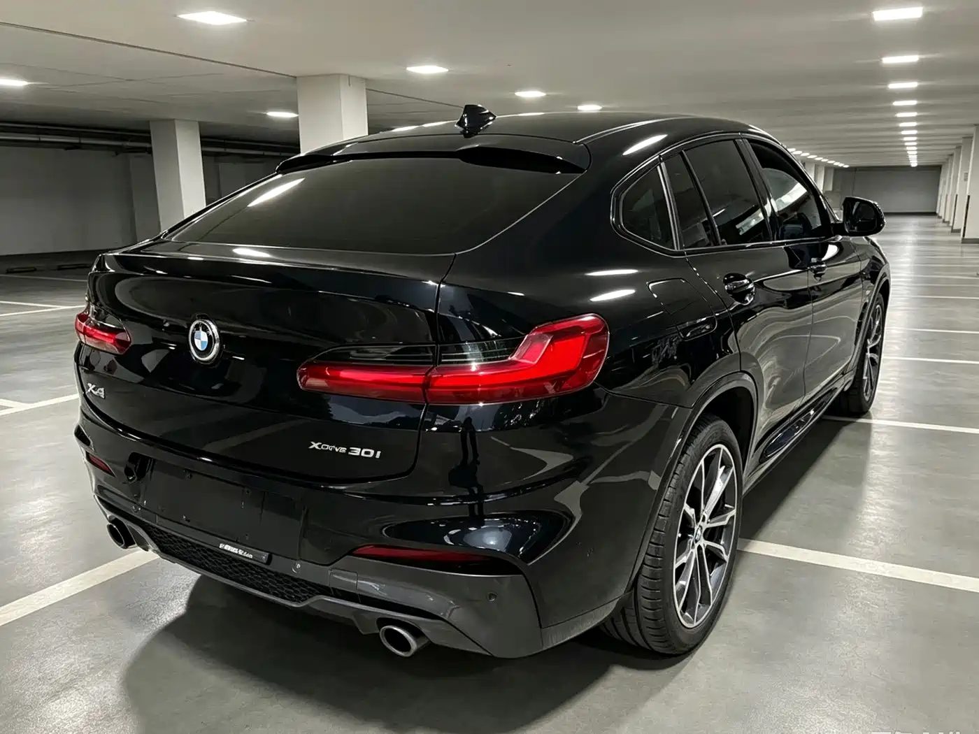 Фото 10 - BMW X4
