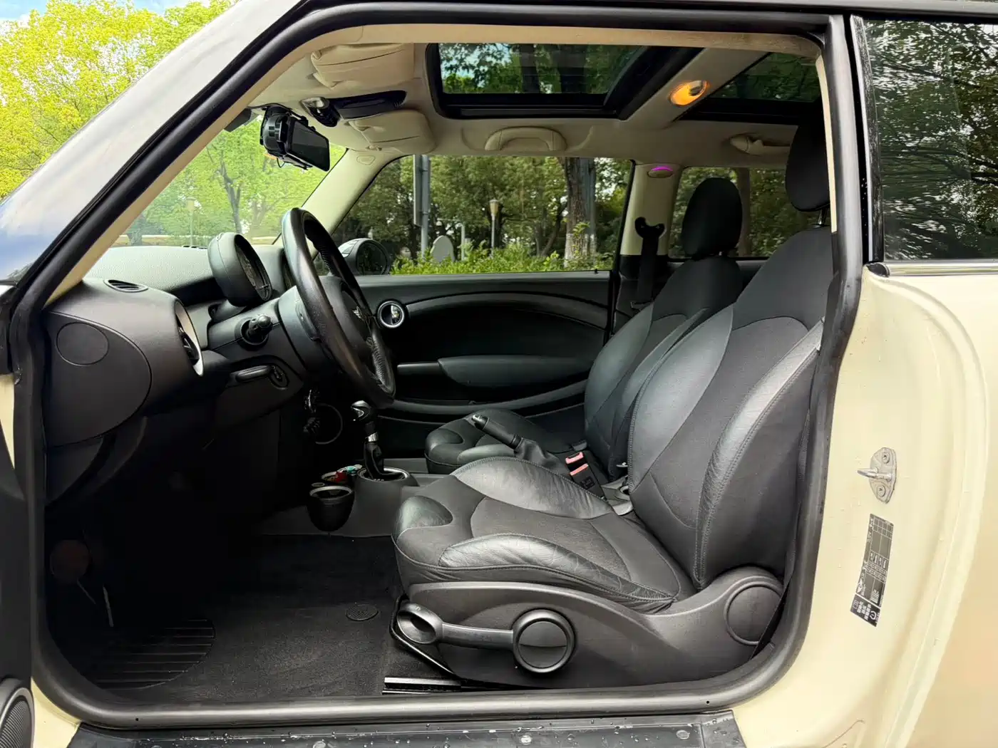 MINI MINI 2011 2011 1.6L COOPER Fun