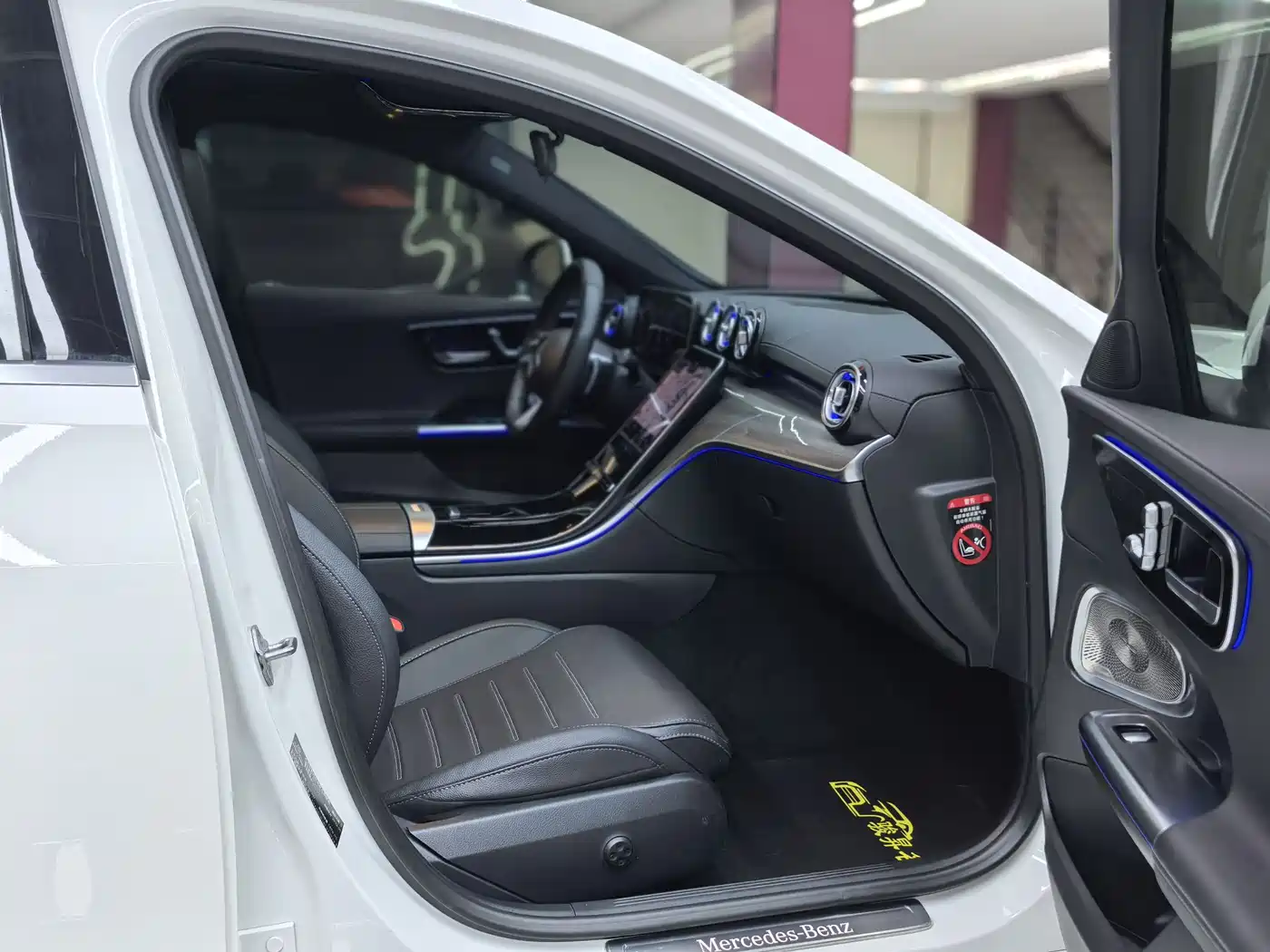 Mercedes-Benz C-Class 2024 C 260 L Sport фото 12