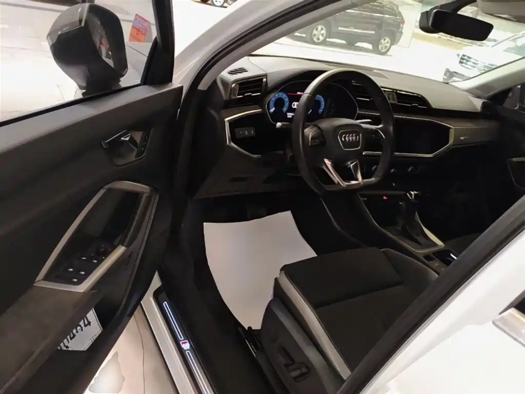 Audi Q3 2019 35 TFSI Fashion Sport фото 16