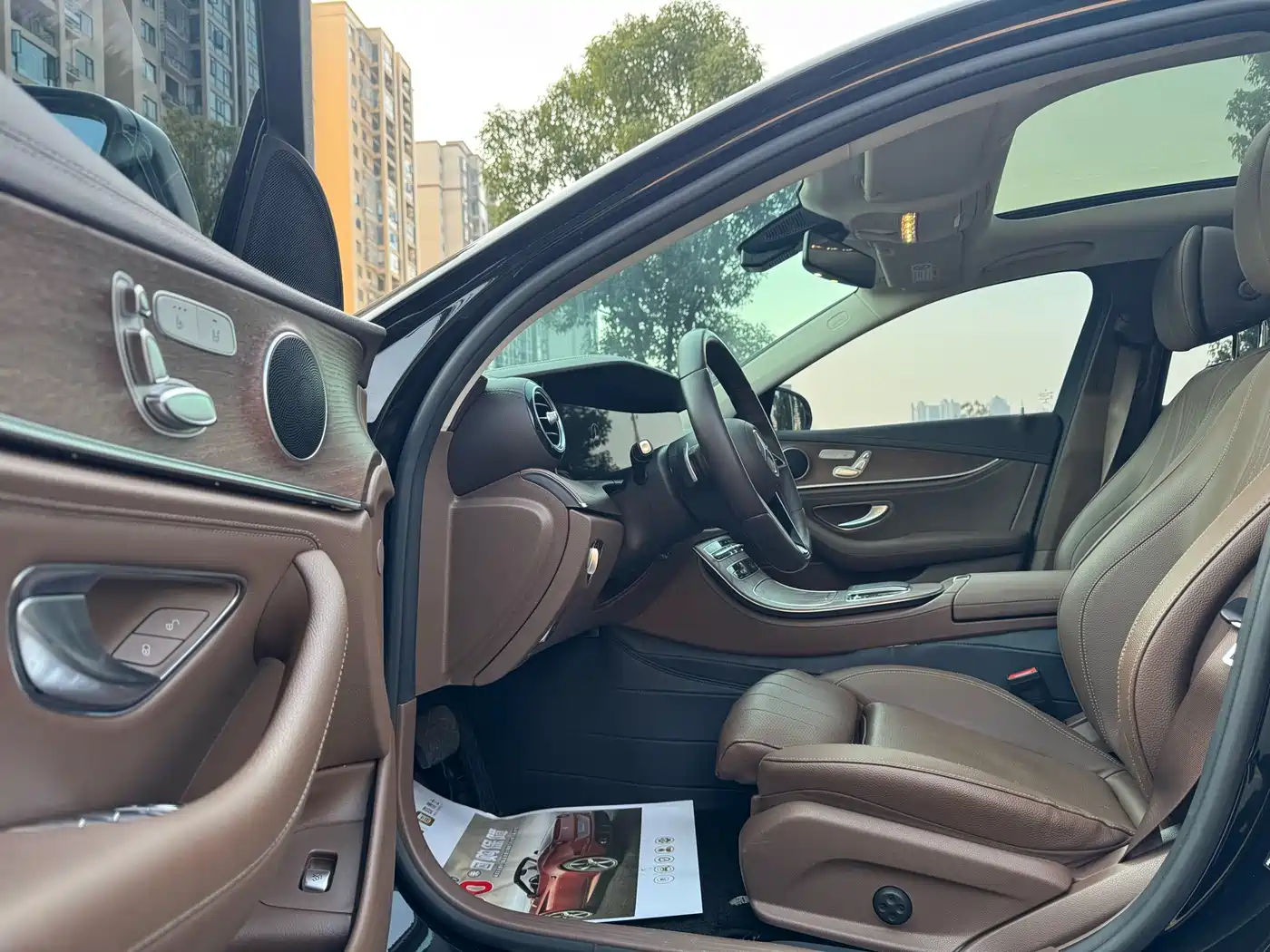 Mercedes-Benz E-Class 2023 E 300 L Fashion фото 5