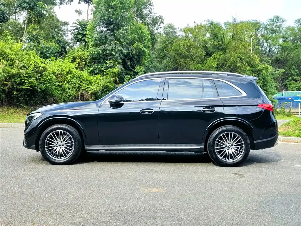 Mercedes-Benz GLC 2024 GLC 300 L 4MATIC Dynamic 5-seater фото 4