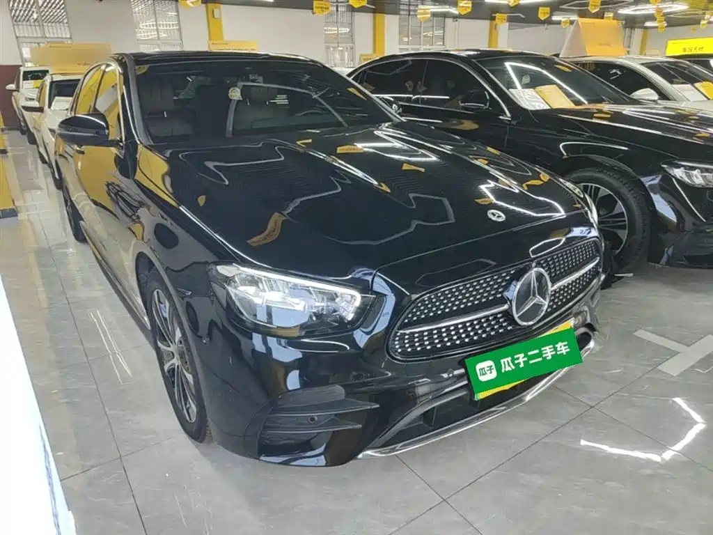 Mercedes-Benz E-Class New Energy 2023 E 350 e L Plug-in Hybrid Sport Sedan фото 4