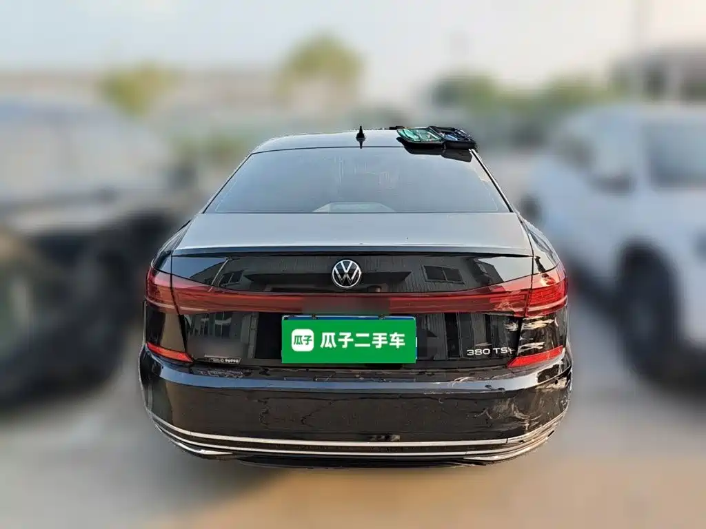 Фото 3 - Volkswagen Passat