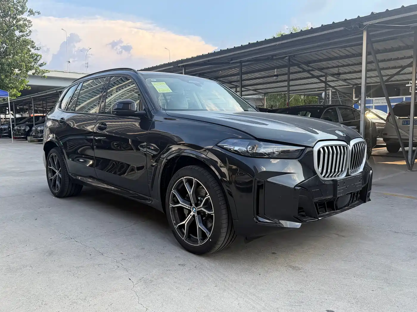 BMW X5 2026 2026 Facelift xDrive 30Li Exclusive M Sport Shadowline Package