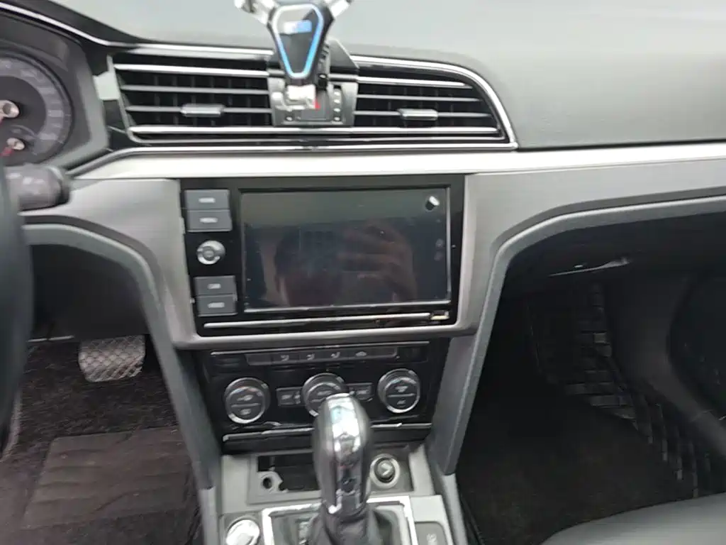 Volkswagen Lamando, миниатюра 9