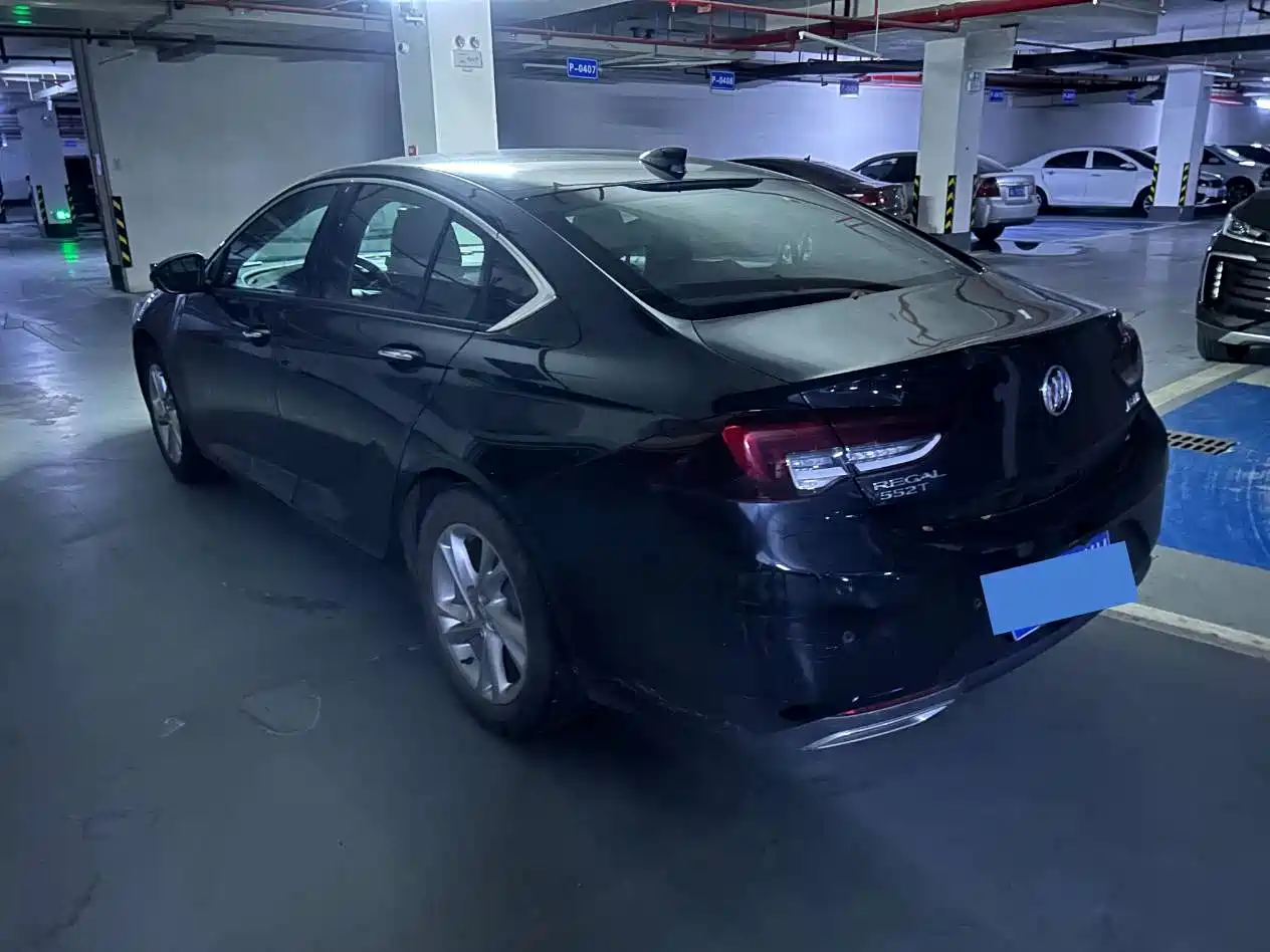 Фото 3 - Buick Regal