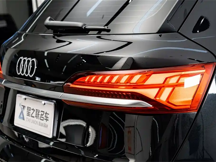Audi Q7 2025 55 TFSI quattro S line Sport фото 7