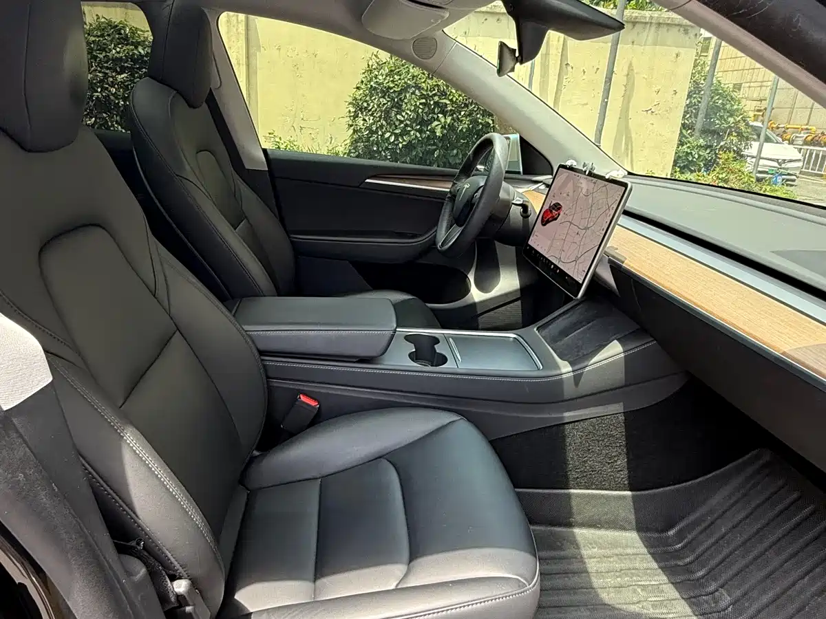 Tesla Model Y 2021 2021 Model Long Range AWD