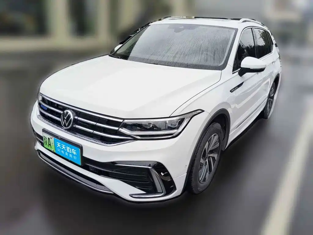 Volkswagen Tiguan L PHEV 2023