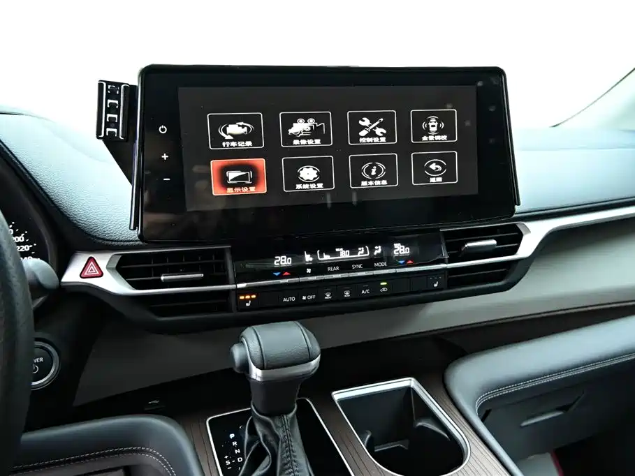 Toyota Sienna 2026 2.5L Hybrid FWD Luxury Edition фото 18
