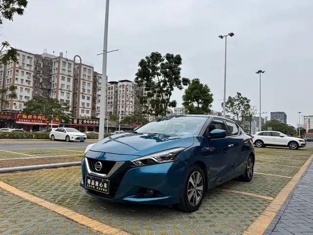  Nissan Bluebird 2016 1.6L CVT Cool Edition