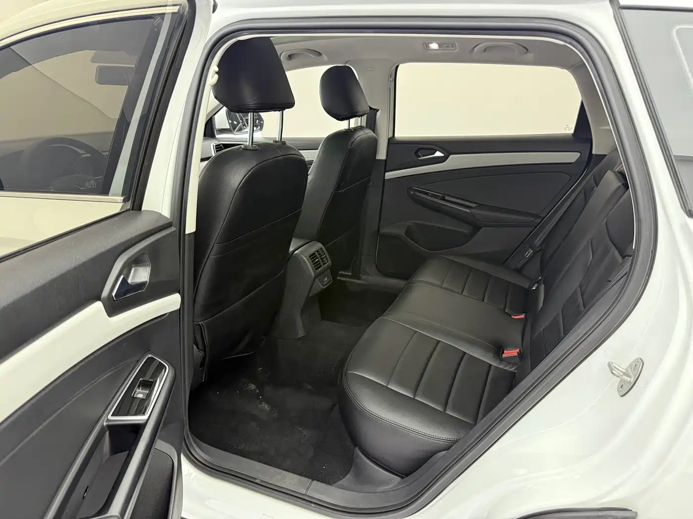 Фото 9 - Jetta VS7