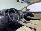 Фото 7 - Toyota Vellfire