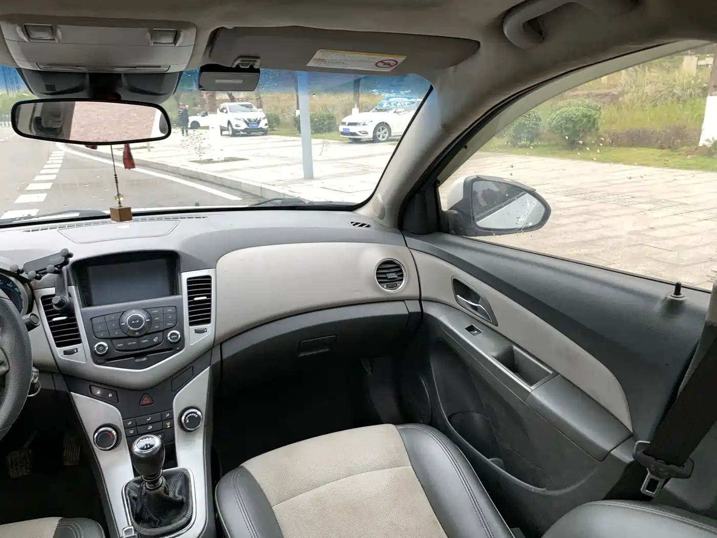 Chevrolet Cruze 2013 1.6L SL Sunroof MT фото 19