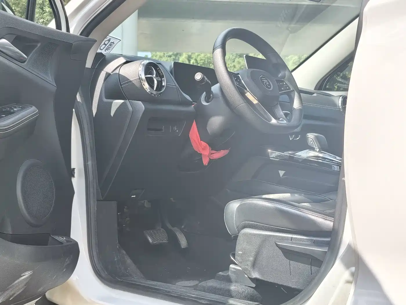 BYD Yuan New Energy 2020 2019 EV360 Smart Connected Premium