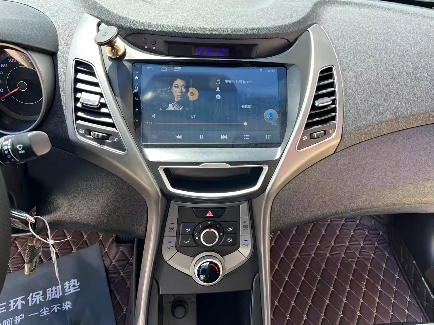 Hyundai Langdong 2016 1.6L Automatic Smart Edition фото 31