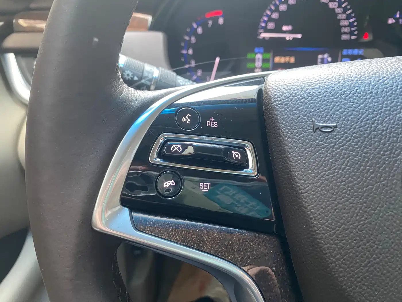 Cadillac XTS 2014 28T Elite фото 17