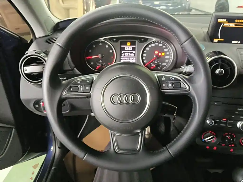 Audi A1 2016 2014 30 TFSI Sportback Technology