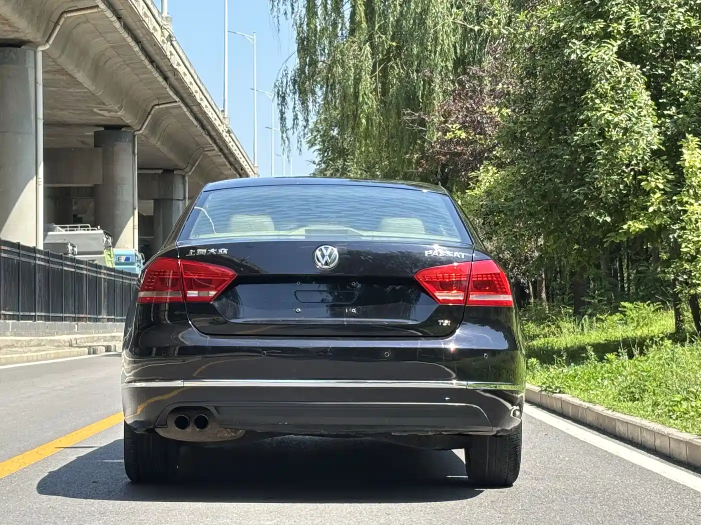 صورة 5 - Volkswagen Passat