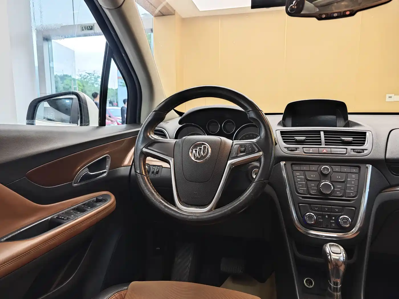 Buick Encore 2014 1.4T Automatic 2WD Urban Elite фото 14