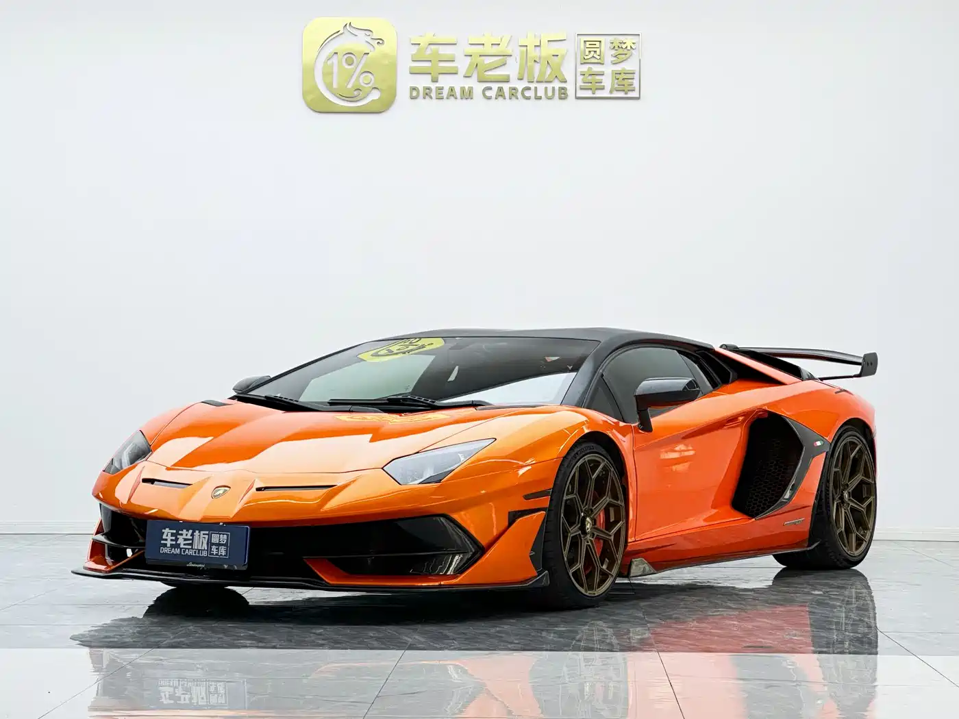 Lamborghini Aventador 2011 LP 700-4 фото 2