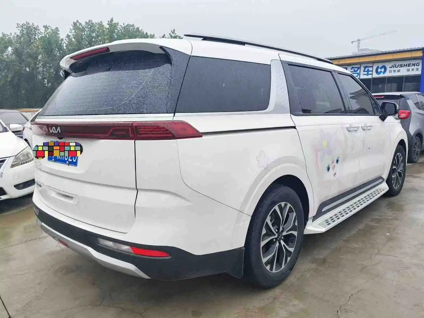 Фото 5 - Kia Carnival