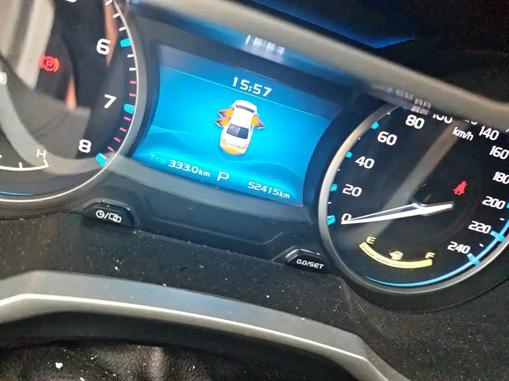 Фото 5 - Geely Emgrand