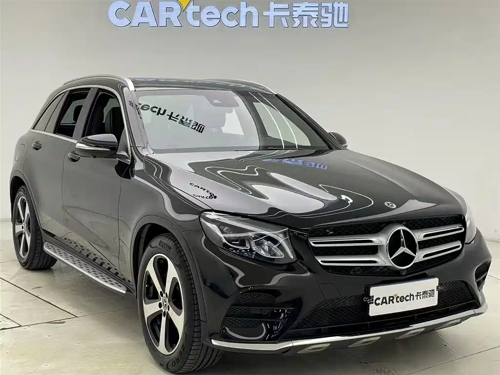 Mercedes-Benz GLC 2018 Facelift GLC 260 4MATIC Luxury фото 2