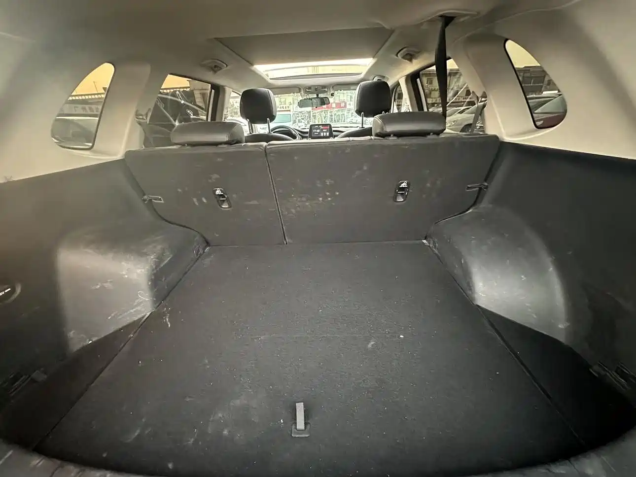 Kia Sportage 2019 2.0L Automatic Smart Luxury Edition фото 13
