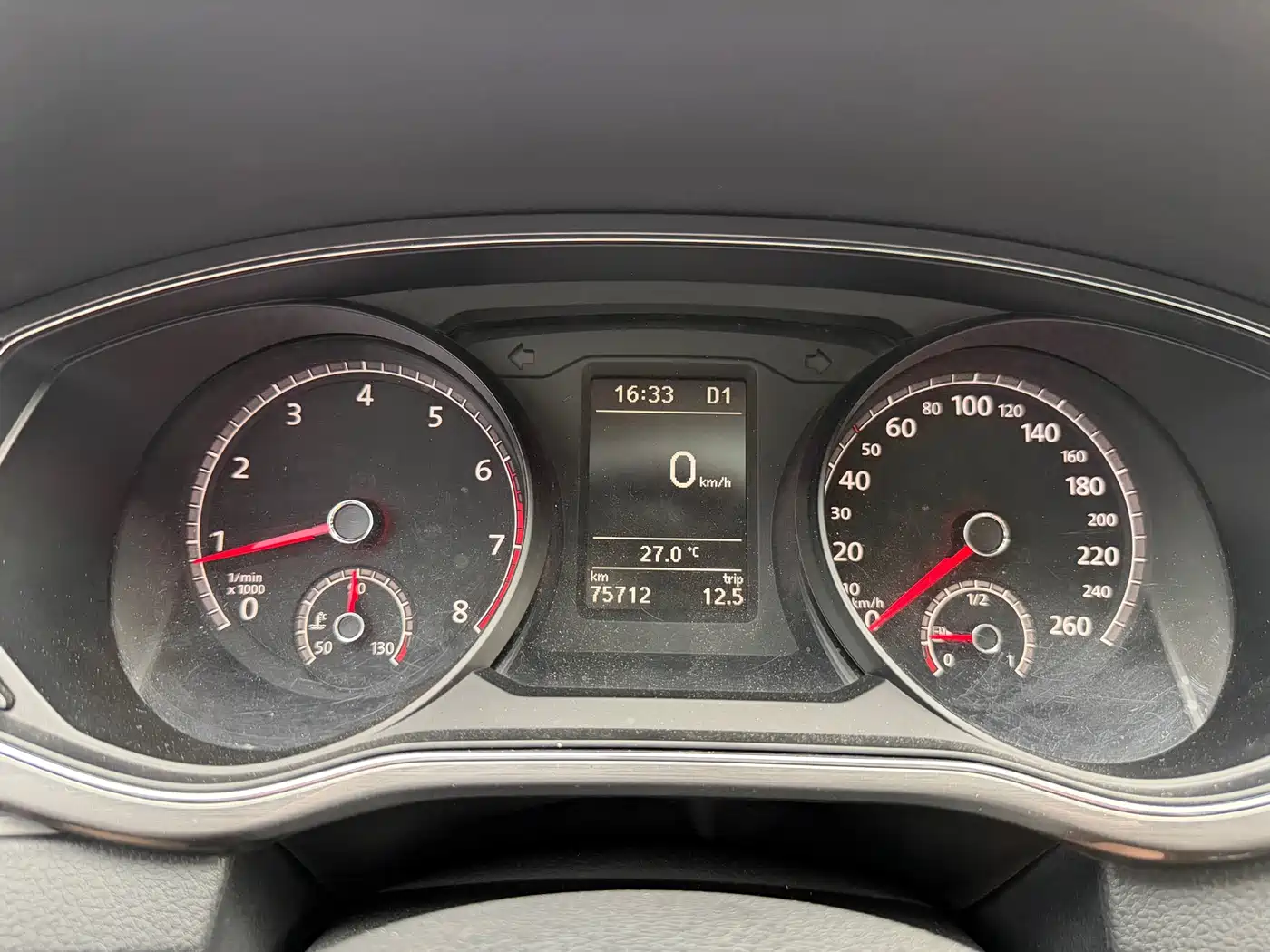 Volkswagen Passat 2017 330TSI DSG Prestige фото 16