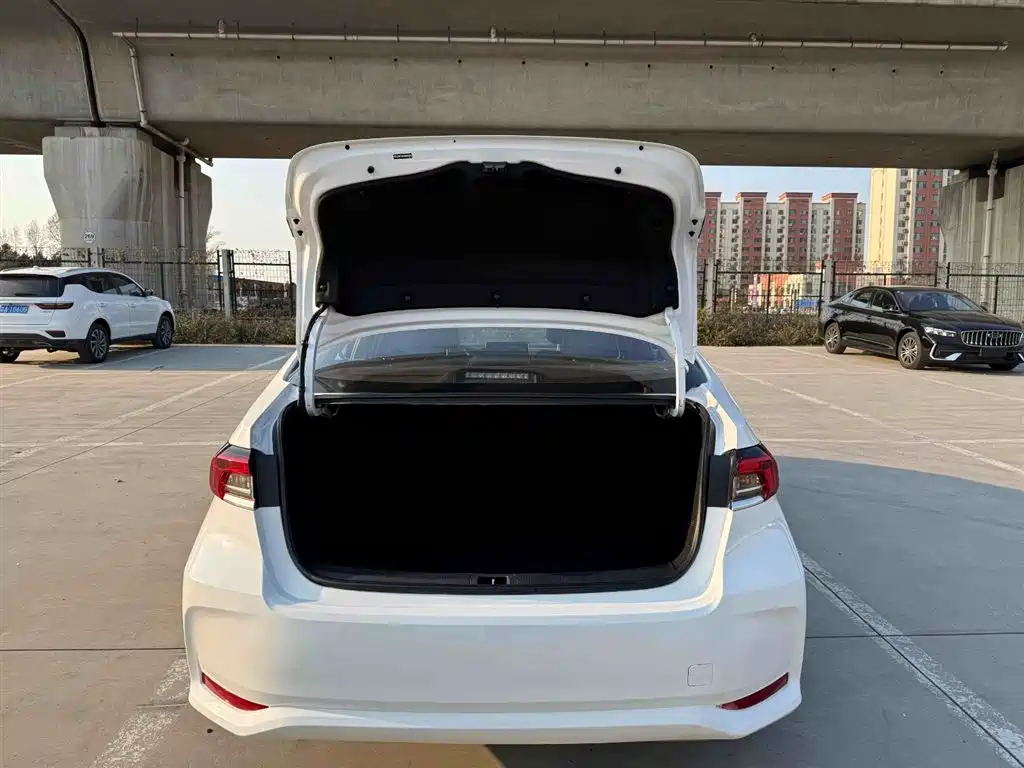 Toyota Corolla 2021 1.2T S-CVT Elite PLUS Edition фото 18
