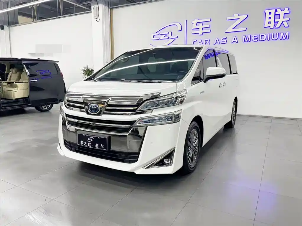 Toyota Vellfire 2019 Hybrid 2.5L HV Premium Edition фото 3