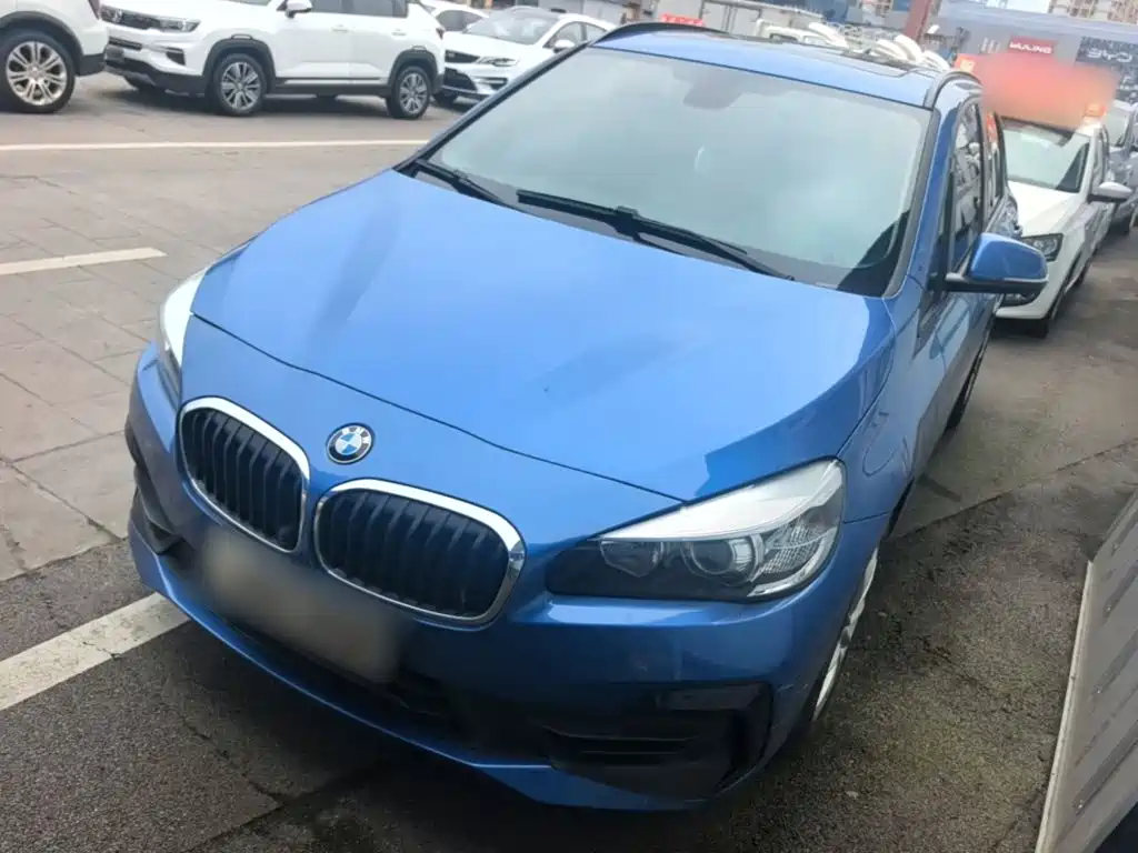 BMW 2 Series Touring 2019 2018 218i Sport Line