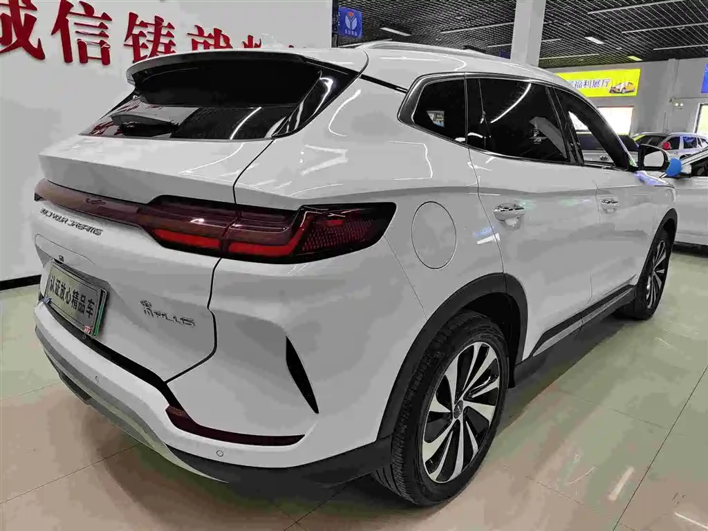 BYD Song PLUS PHEV 2024 Glory Edition DM-i 110km Flagship фото 4