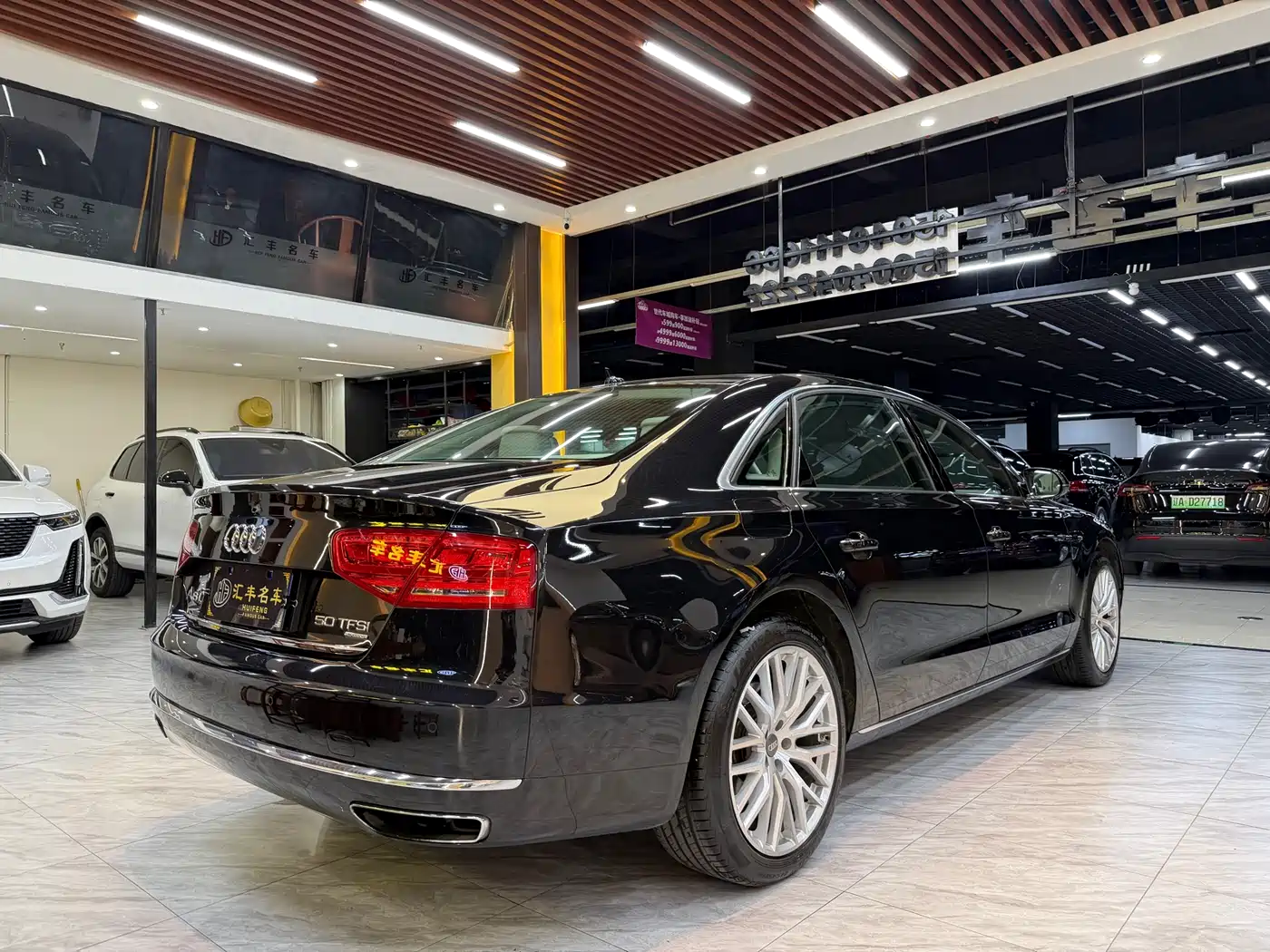 Audi A8 2012 A8L 50 TFSI quattro Comfort фото 4