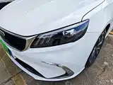 Фото 24 - Geely Binrui
