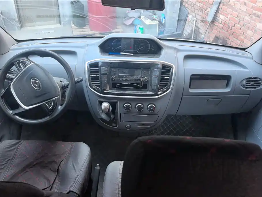 SAIC MAXUS XINTU V80