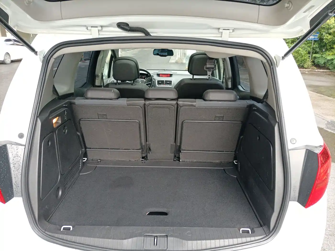 Opel Mairaina 2014 2013 1.4T Luxury