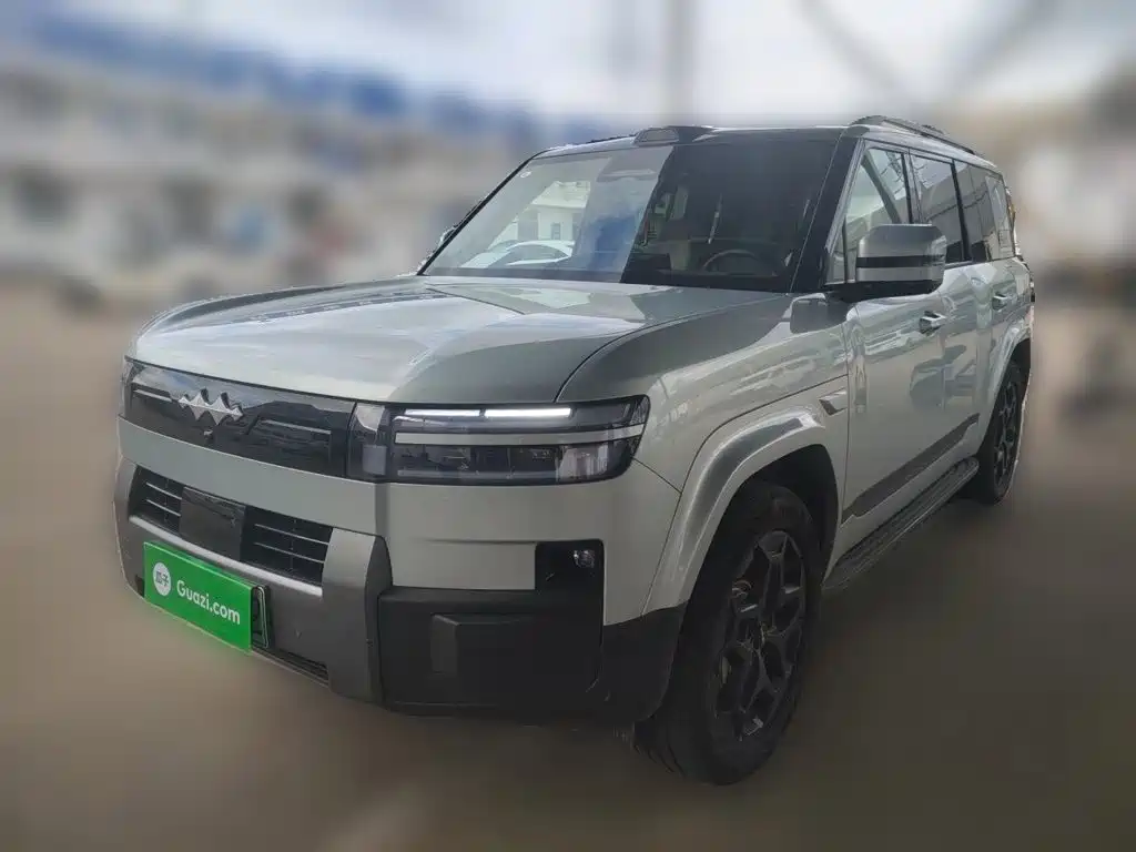 Fang Cheng Bao Titanium 7 2026 2025 AWD Base Model