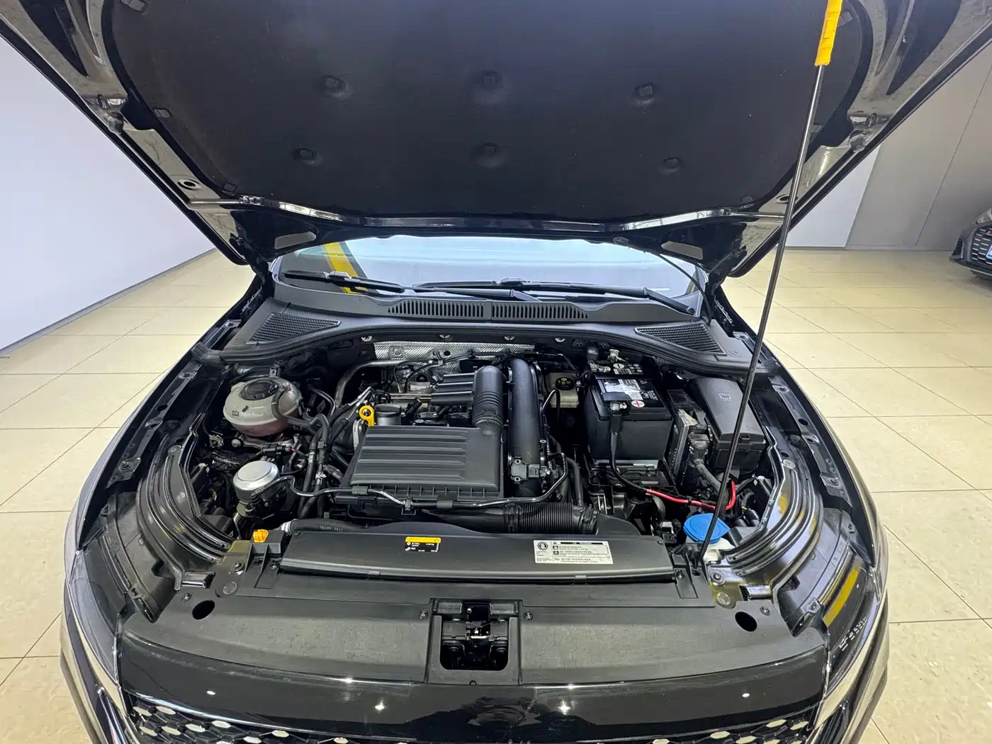 Volkswagen Lavida 2023 280TSI DSG Starlight Comfort Edition фото 24