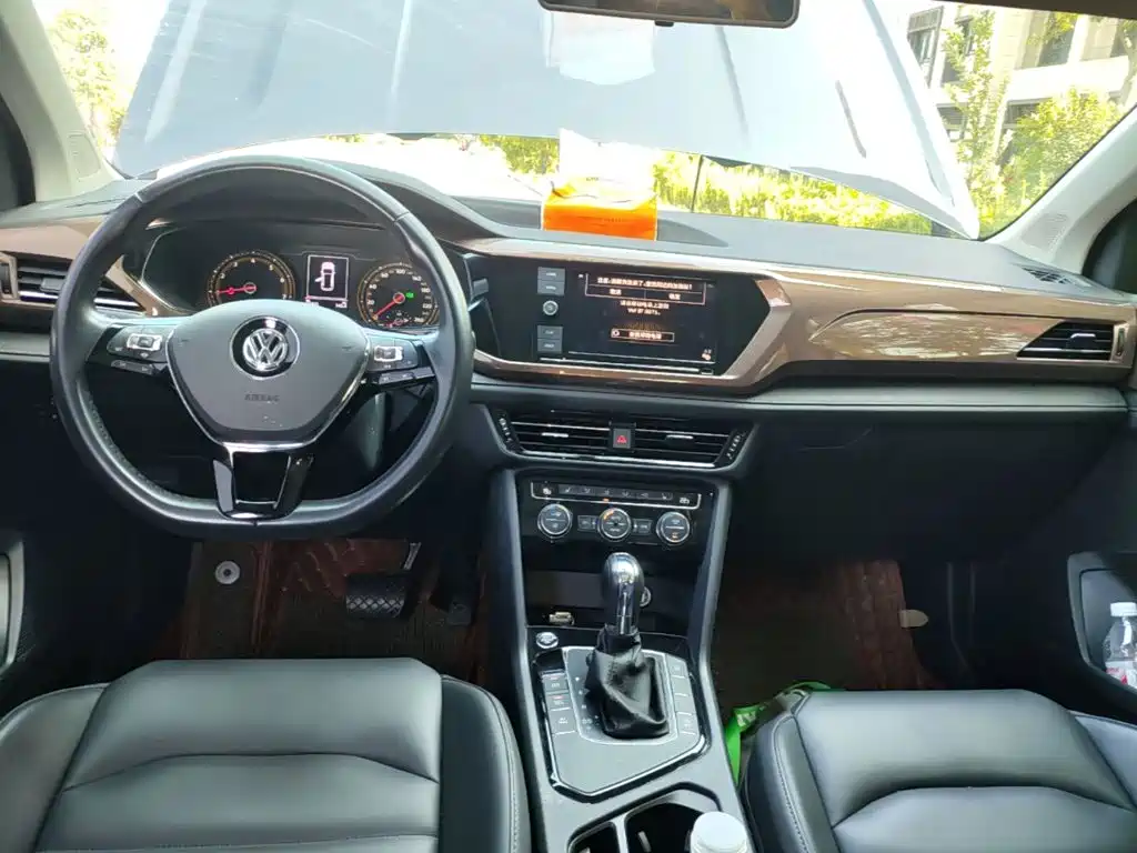 Volkswagen Tharu 2019 2019 330TSI AWD Luxury Edition China VI