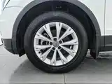 صورة 17 - Volkswagen Tiguan L
