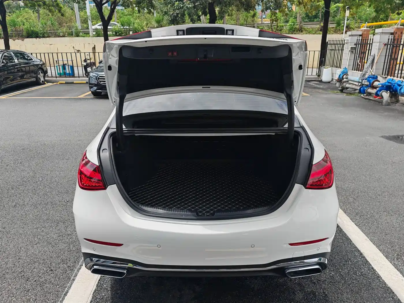 Mercedes-Benz C-Class 2025 C 260 L Sport Edition фото 19