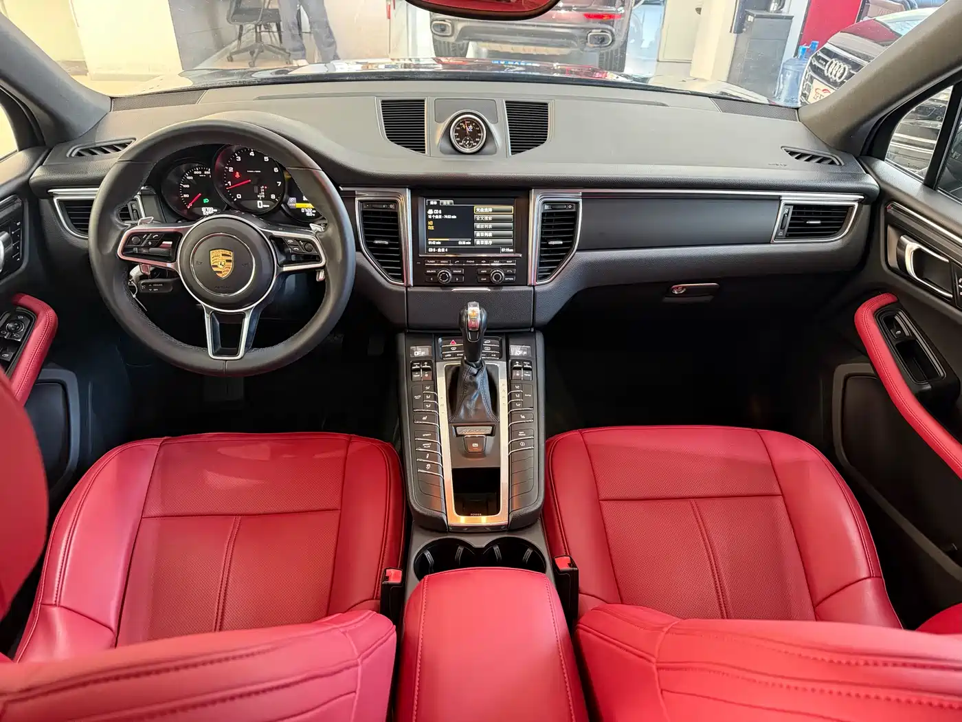 Porsche Macan 2014 Macan 2.0T фото 7