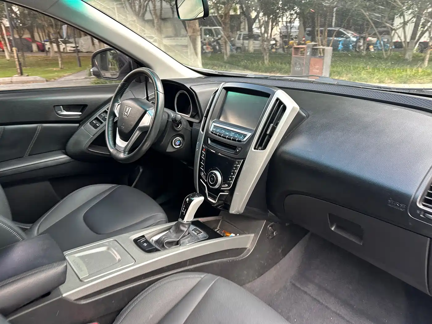 Luxgen U6 SUV 2015 2015 1.8T Fashion Edition