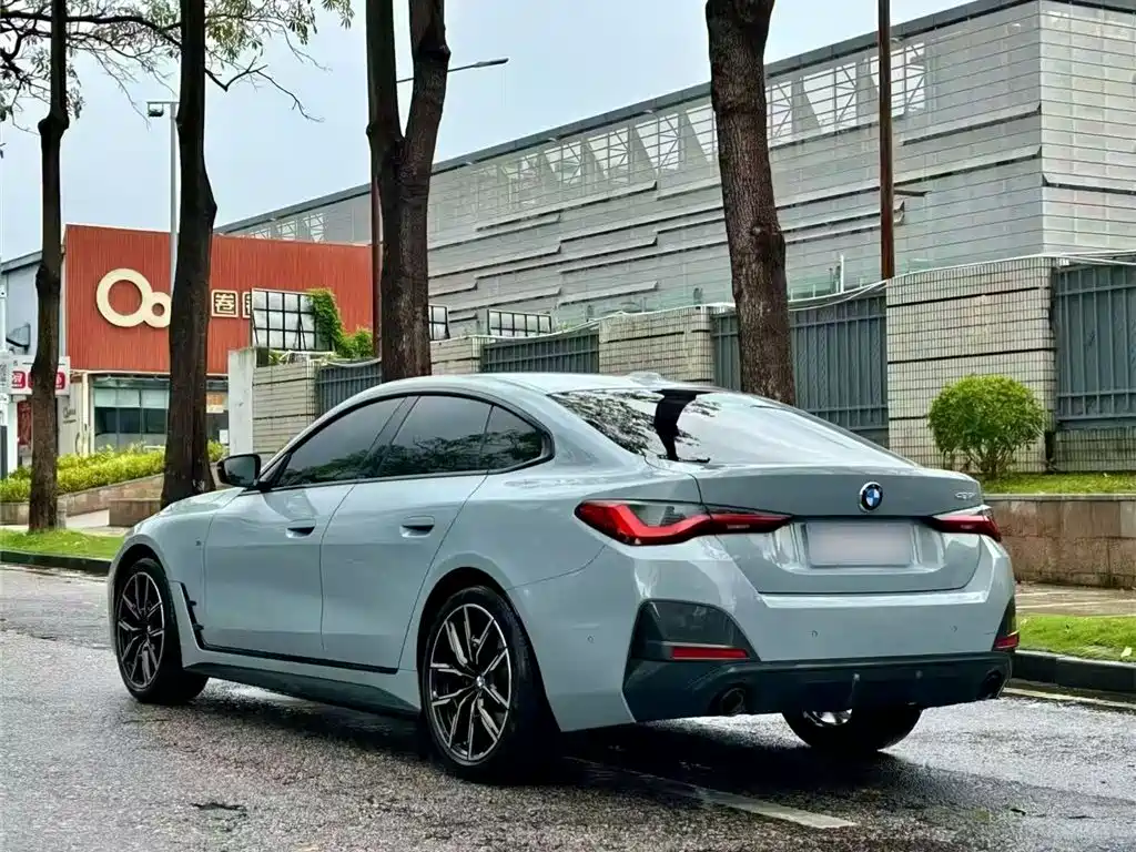 BMW 4 Series 2023 425i Gran Coupe M Sport Shadowline Package фото 5