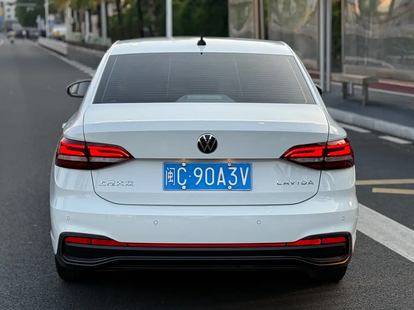 Volkswagen Lavida 2023 Facelift 1.5L Auto Comfort Edition фото 7