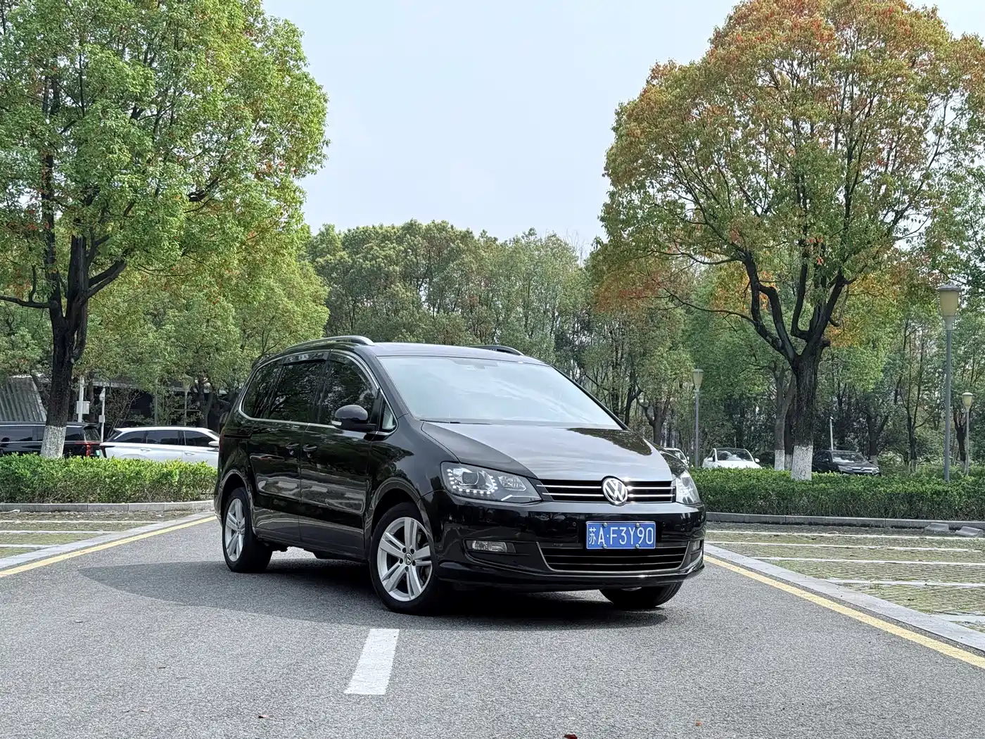 Volkswagen Sharan 2016 380TSI Comfort 7-seater фото 3